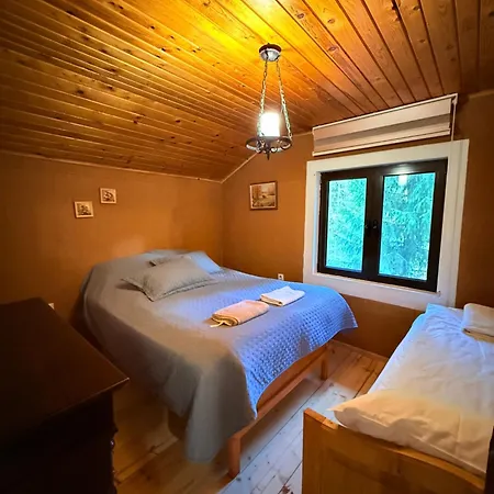 Gusto, 3km From Villa *