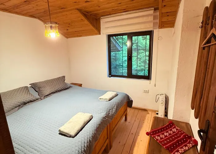 Gusto, 3km From Villa